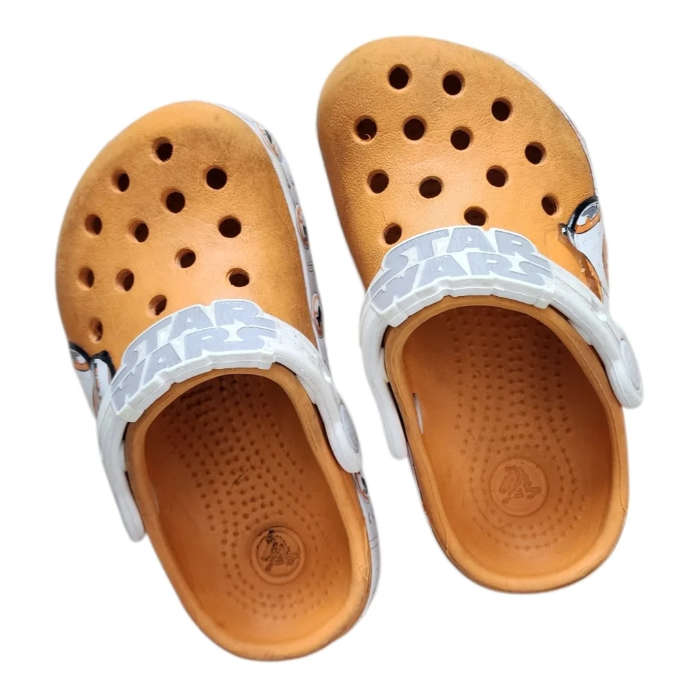 Crocs Kids' Star Wars BB-8 Droid Clogs Size C 6-7 *FLAWED* *Play Shoes*